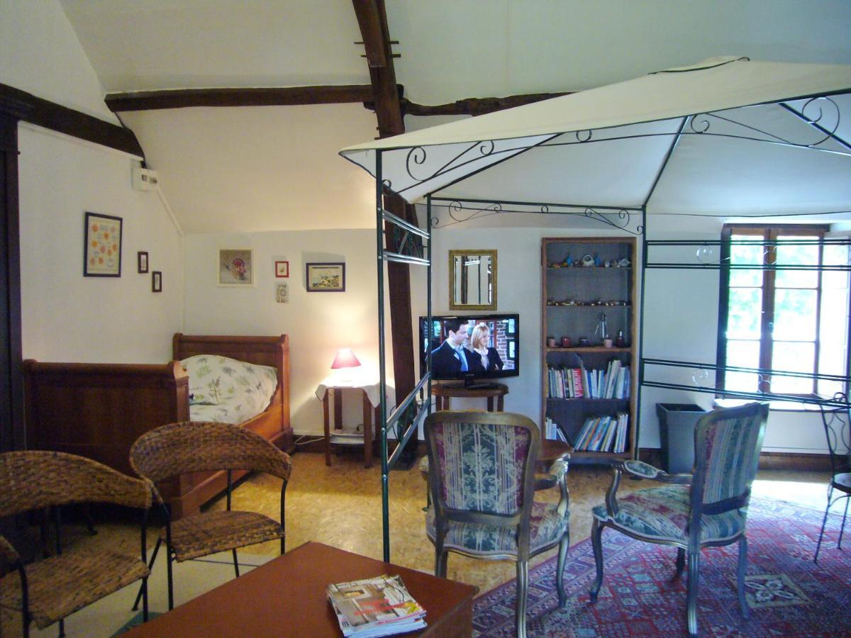 Chambres D'Hotes En Berry La Berthenoux 외부 사진